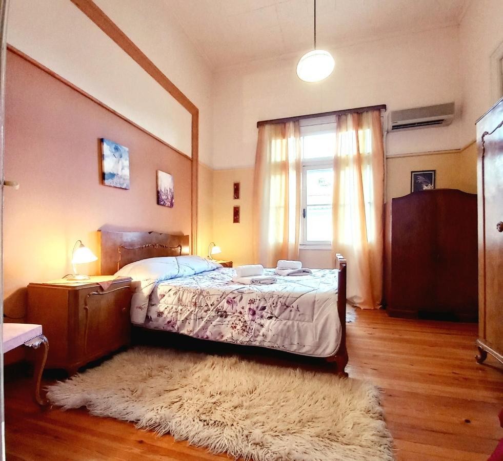 Zeta'S Vintage Garden House Villa Sparta Esterno foto