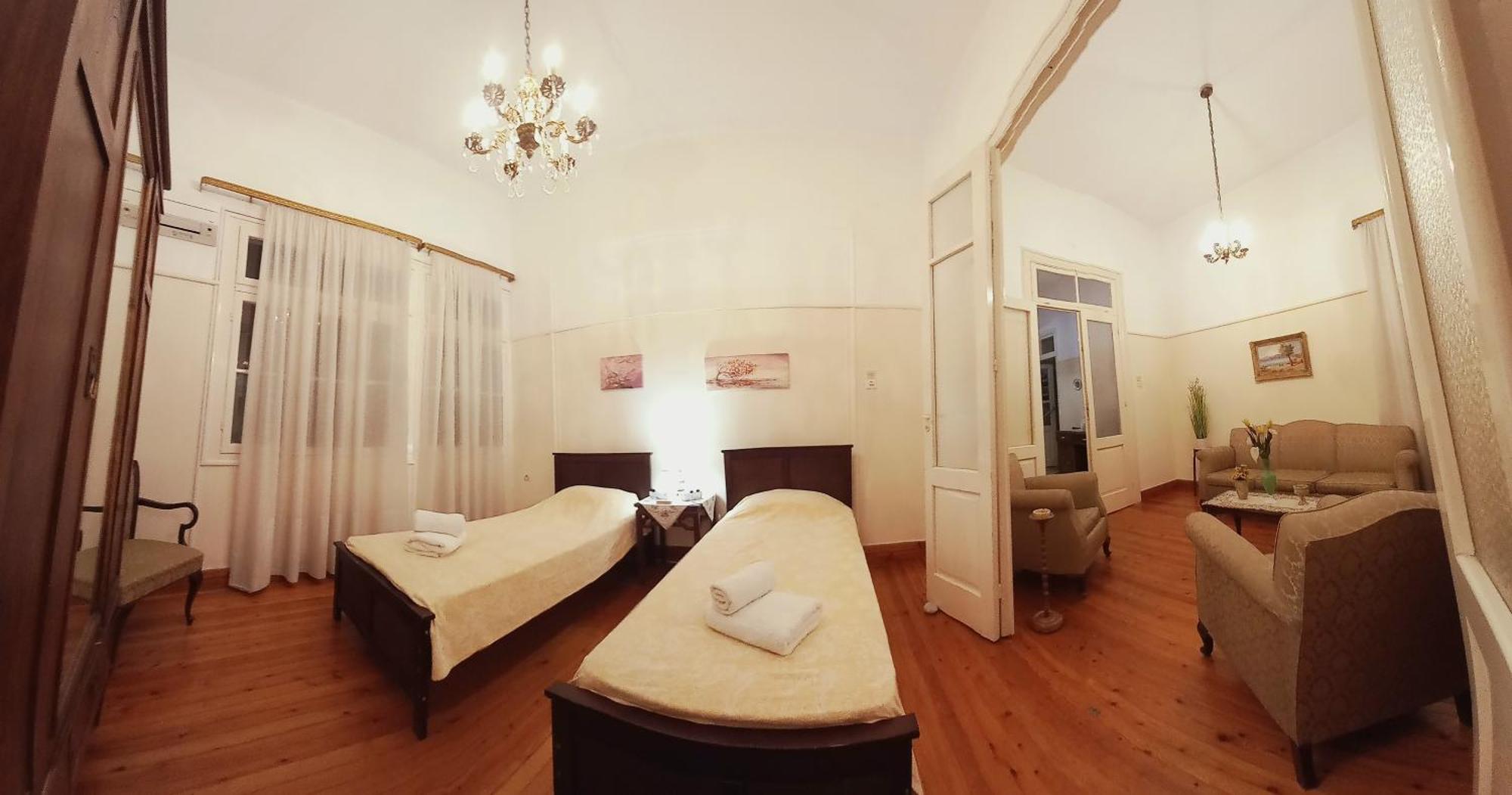 Zeta'S Vintage Garden House Villa Sparta Esterno foto